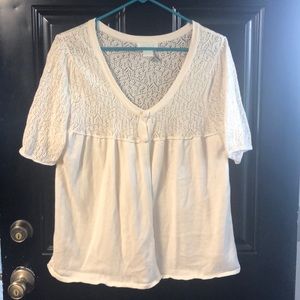 Women’s sweater. Size large.